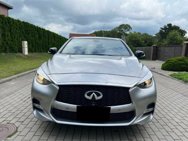 Серый Инфинити QX30, объемом двигателя 0 л и пробегом 69 тыс. км за 10400 $, фото 6 на Automoto.ua