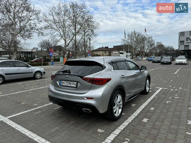 Серый Инфинити QX30, объемом двигателя 1.99 л и пробегом 121 тыс. км за 14500 $, фото 8 на Automoto.ua