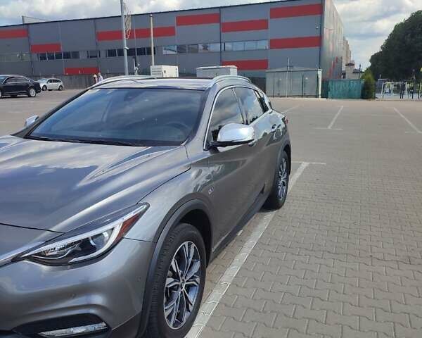 Серый Инфинити QX30, объемом двигателя 1.99 л и пробегом 49 тыс. км за 19500 $, фото 3 на Automoto.ua