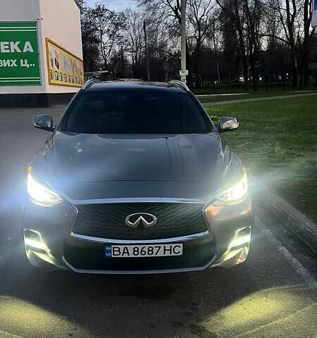 Сірий Інфініті QX30, об'ємом двигуна 1.99 л та пробігом 94 тис. км за 18200 $, фото 24 на Automoto.ua