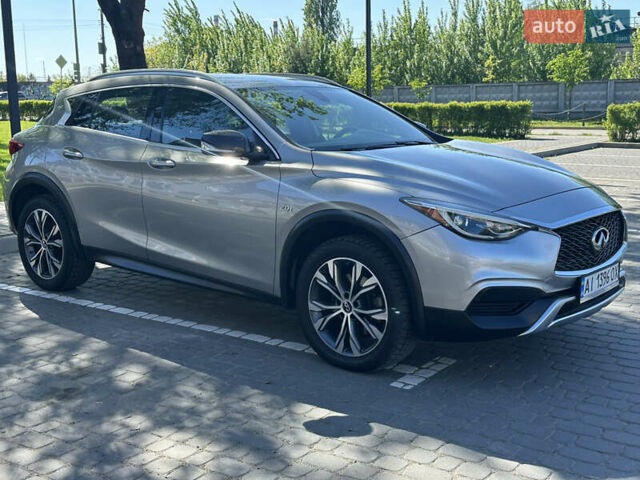 Серый Инфинити QX30, объемом двигателя 1.99 л и пробегом 140 тыс. км за 15700 $, фото 15 на Automoto.ua