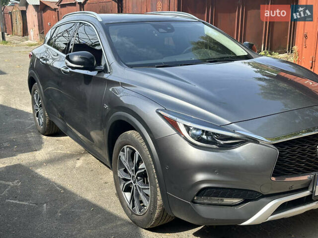 Серый Инфинити QX30, объемом двигателя 1.99 л и пробегом 46 тыс. км за 19600 $, фото 5 на Automoto.ua