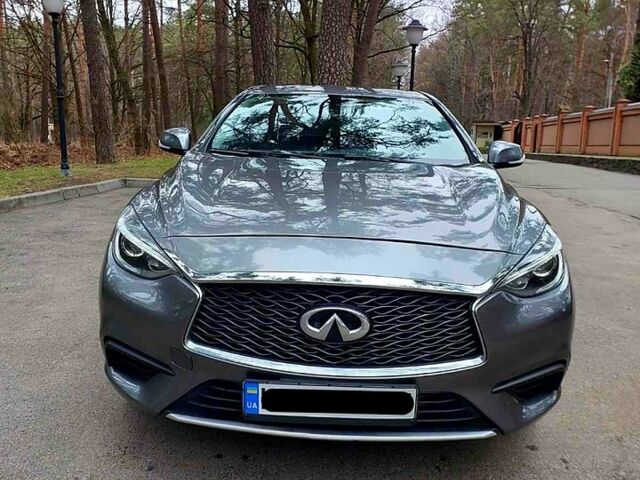 Серый Инфинити QX30, объемом двигателя 2 л и пробегом 71 тыс. км за 16399 $, фото 8 на Automoto.ua