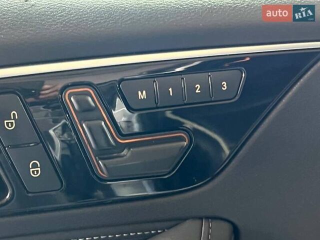 Серый Инфинити QX30, объемом двигателя 2 л и пробегом 154 тыс. км за 15250 $, фото 13 на Automoto.ua