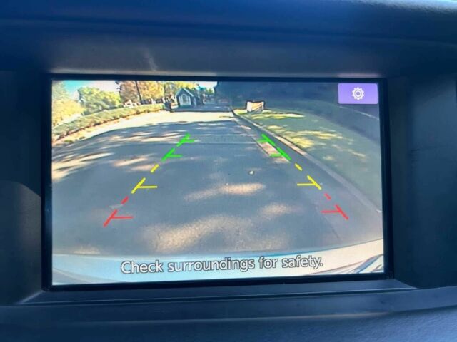 Серый Инфинити QX30, объемом двигателя 2 л и пробегом 50 тыс. км за 9000 $, фото 8 на Automoto.ua