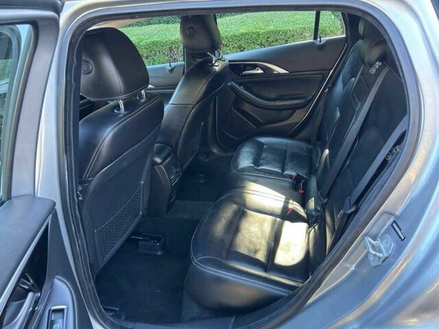 Серый Инфинити QX30, объемом двигателя 2 л и пробегом 58 тыс. км за 9000 $, фото 10 на Automoto.ua