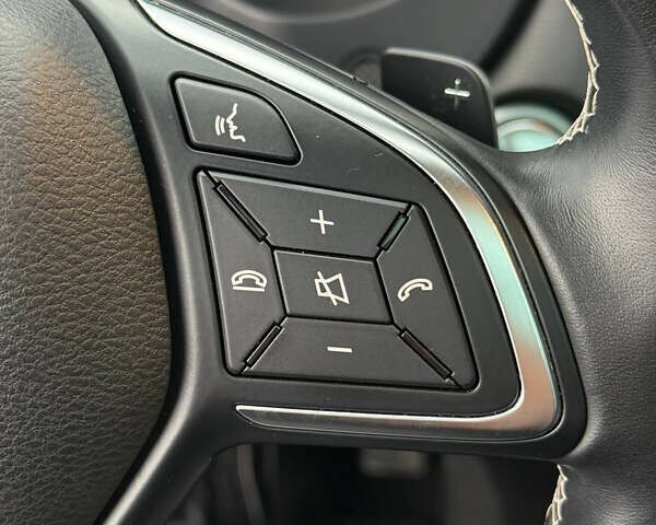 Сірий Інфініті QX30, об'ємом двигуна 2 л та пробігом 118 тис. км за 17700 $, фото 25 на Automoto.ua