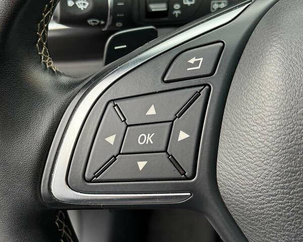 Сірий Інфініті QX30, об'ємом двигуна 2 л та пробігом 118 тис. км за 17700 $, фото 29 на Automoto.ua