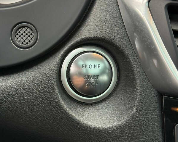 Сірий Інфініті QX30, об'ємом двигуна 2 л та пробігом 118 тис. км за 17700 $, фото 26 на Automoto.ua