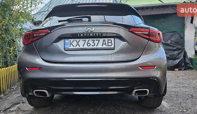 Сірий Інфініті QX30, об'ємом двигуна 1.99 л та пробігом 65 тис. км за 19700 $, фото 4 на Automoto.ua