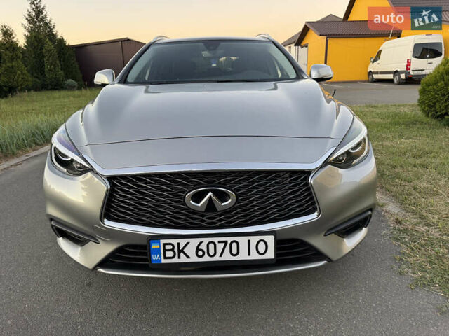 Серый Инфинити QX30, объемом двигателя 2 л и пробегом 118 тыс. км за 17400 $, фото 15 на Automoto.ua