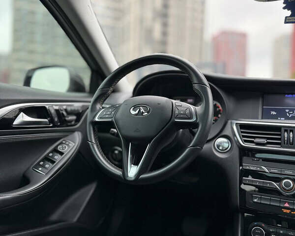 Сірий Інфініті QX30, об'ємом двигуна 2 л та пробігом 118 тис. км за 17700 $, фото 40 на Automoto.ua