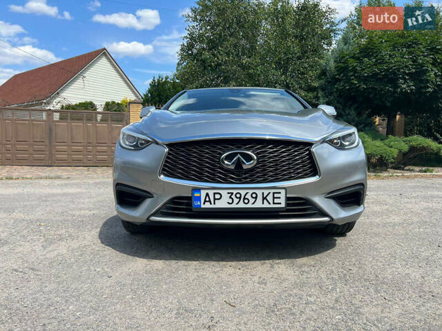 Сірий Інфініті QX30, об'ємом двигуна 1.99 л та пробігом 25 тис. км за 15999 $, фото 1 на Automoto.ua