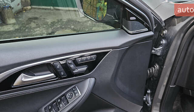 Сірий Інфініті QX30, об'ємом двигуна 1.99 л та пробігом 65 тис. км за 19700 $, фото 12 на Automoto.ua