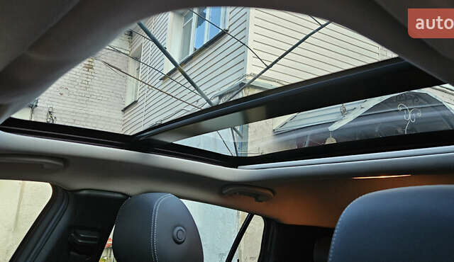 Сірий Інфініті QX30, об'ємом двигуна 1.99 л та пробігом 65 тис. км за 19700 $, фото 7 на Automoto.ua