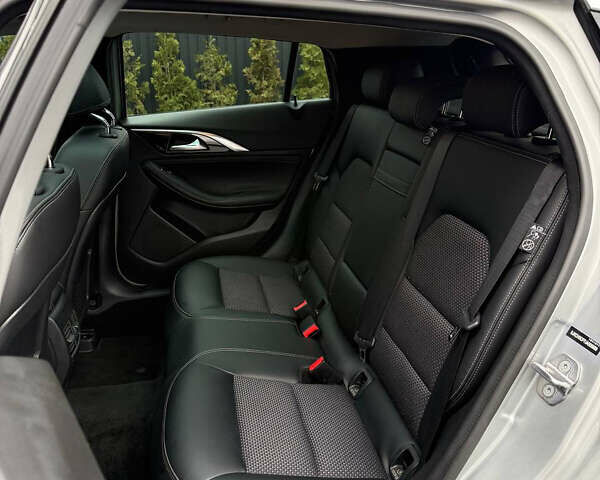 Сірий Інфініті QX30, об'ємом двигуна 2 л та пробігом 118 тис. км за 17700 $, фото 33 на Automoto.ua