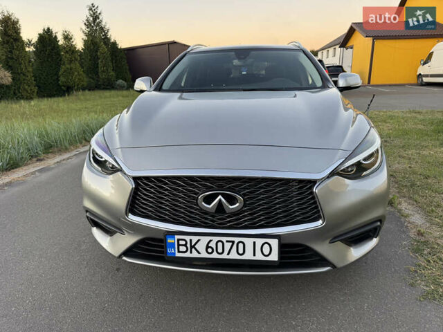 Серый Инфинити QX30, объемом двигателя 2 л и пробегом 118 тыс. км за 17400 $, фото 2 на Automoto.ua