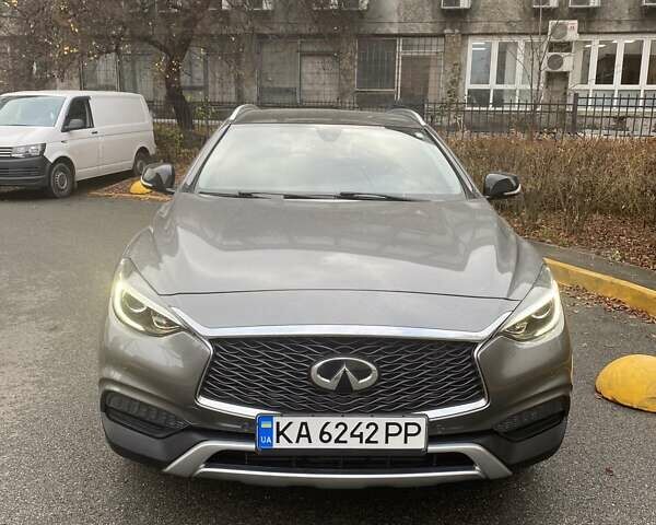 Сірий Інфініті QX30, об'ємом двигуна 1.99 л та пробігом 110 тис. км за 20000 $, фото 1 на Automoto.ua