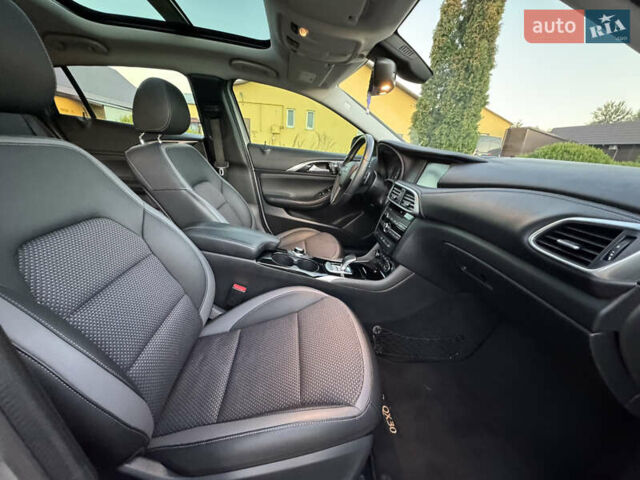 Серый Инфинити QX30, объемом двигателя 2 л и пробегом 118 тыс. км за 17400 $, фото 22 на Automoto.ua