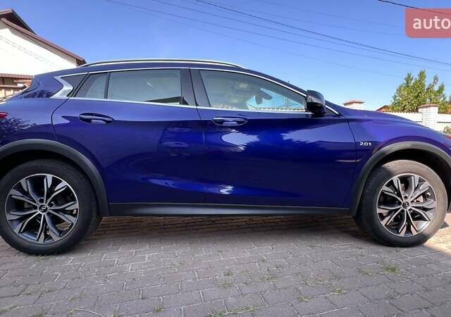 Синий Инфинити QX30, объемом двигателя 1.99 л и пробегом 47 тыс. км за 19500 $, фото 9 на Automoto.ua