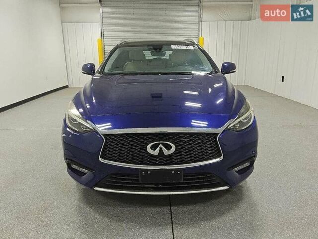 Синий Инфинити QX30, объемом двигателя 2 л и пробегом 160 тыс. км за 2900 $, фото 4 на Automoto.ua