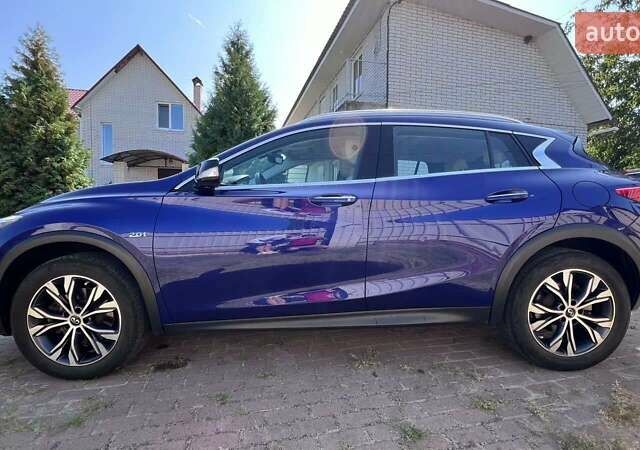 Синий Инфинити QX30, объемом двигателя 1.99 л и пробегом 47 тыс. км за 19500 $, фото 6 на Automoto.ua