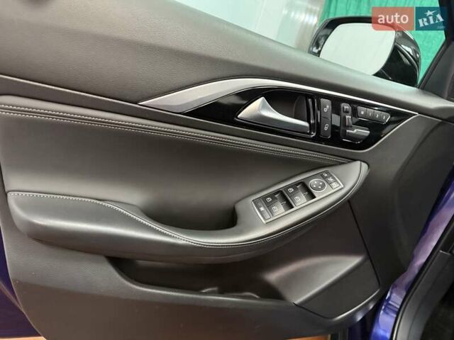 Синий Инфинити QX30, объемом двигателя 1.99 л и пробегом 123 тыс. км за 16300 $, фото 27 на Automoto.ua