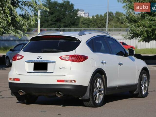 Білий Інфініті QX50, об'ємом двигуна 3.7 л та пробігом 184 тис. км за 12900 $, фото 3 на Automoto.ua