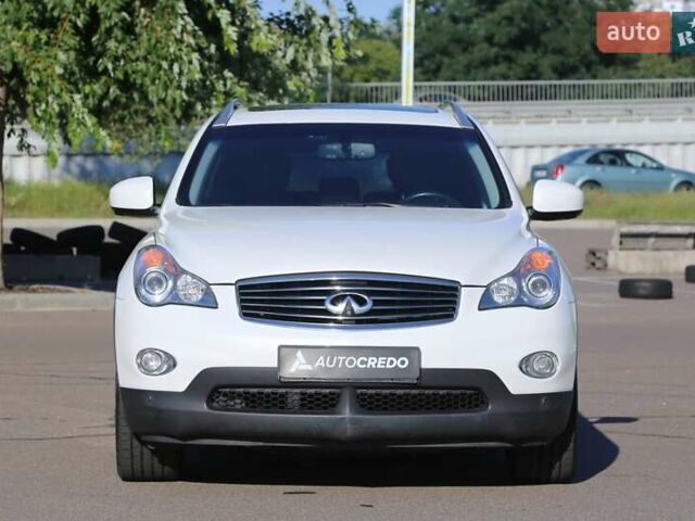 Білий Інфініті QX50, об'ємом двигуна 3.7 л та пробігом 184 тис. км за 12900 $, фото 1 на Automoto.ua