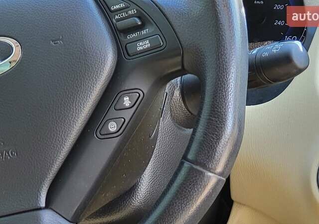 Білий Інфініті QX50, об'ємом двигуна 3.69 л та пробігом 116 тис. км за 15500 $, фото 3 на Automoto.ua