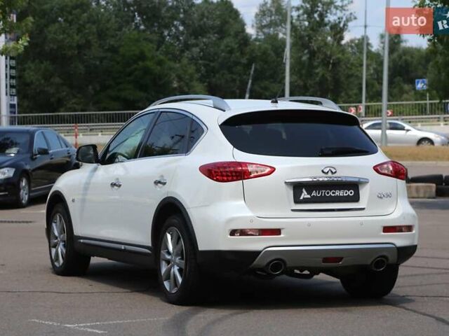 Белый Инфинити QX50, объемом двигателя 2.5 л и пробегом 18 тыс. км за 24000 $, фото 5 на Automoto.ua