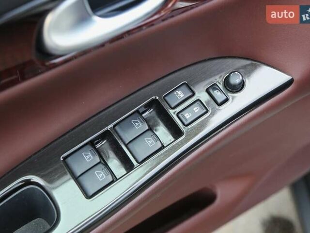 Белый Инфинити QX50, объемом двигателя 2.5 л и пробегом 18 тыс. км за 24000 $, фото 25 на Automoto.ua