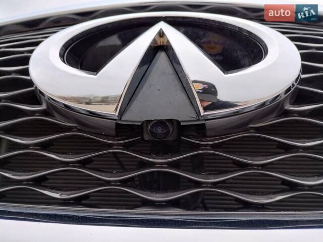 Белый Инфинити QX50, объемом двигателя 3.7 л и пробегом 125 тыс. км за 15900 $, фото 35 на Automoto.ua