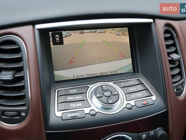 Белый Инфинити QX50, объемом двигателя 2.5 л и пробегом 18 тыс. км за 24000 $, фото 17 на Automoto.ua