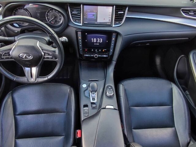Белый Инфинити QX50, объемом двигателя 2 л и пробегом 86 тыс. км за 24800 $, фото 20 на Automoto.ua