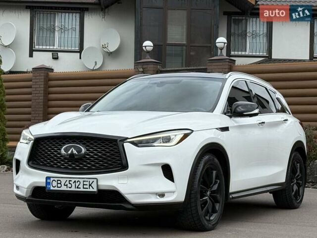 Белый Инфинити QX50, объемом двигателя 2 л и пробегом 77 тыс. км за 19498 $, фото 5 на Automoto.ua