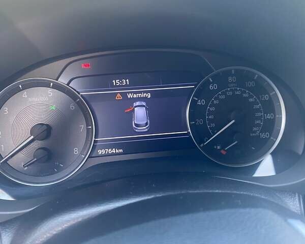 Білий Інфініті QX50, об'ємом двигуна 2 л та пробігом 101 тис. км за 27200 $, фото 3 на Automoto.ua