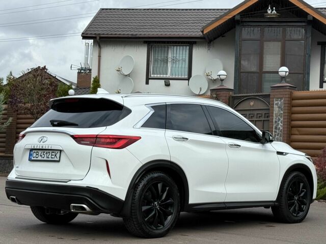 Белый Инфинити QX50, объемом двигателя 2 л и пробегом 77 тыс. км за 19500 $, фото 8 на Automoto.ua