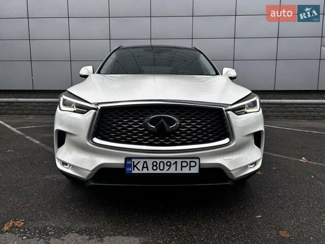 Білий Інфініті QX50, об'ємом двигуна 2 л та пробігом 90 тис. км за 22500 $, фото 12 на Automoto.ua