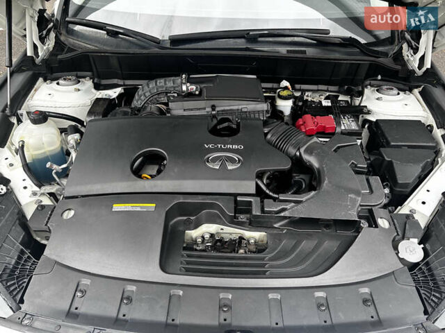 Білий Інфініті QX50, об'ємом двигуна 2 л та пробігом 90 тис. км за 22500 $, фото 24 на Automoto.ua
