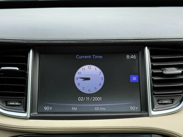 Белый Инфинити QX50, объемом двигателя 2 л и пробегом 77 тыс. км за 19500 $, фото 18 на Automoto.ua