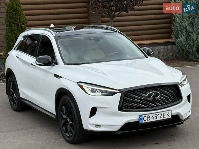 Белый Инфинити QX50, объемом двигателя 2 л и пробегом 77 тыс. км за 19498 $, фото 23 на Automoto.ua