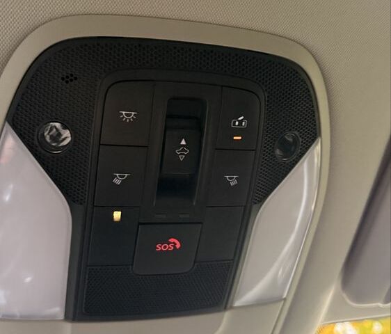 Белый Инфинити QX50, объемом двигателя 2 л и пробегом 117 тыс. км за 26500 $, фото 14 на Automoto.ua