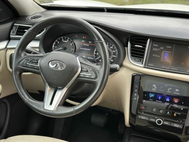 Белый Инфинити QX50, объемом двигателя 2 л и пробегом 270 тыс. км за 15299 $, фото 13 на Automoto.ua