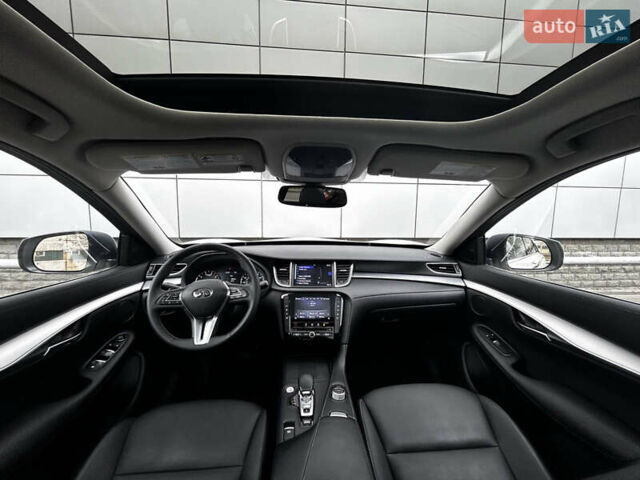Білий Інфініті QX50, об'ємом двигуна 2 л та пробігом 90 тис. км за 22500 $, фото 4 на Automoto.ua