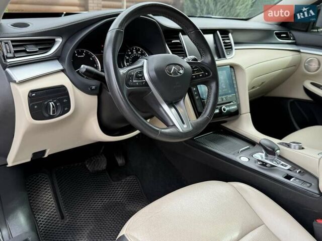 Белый Инфинити QX50, объемом двигателя 2 л и пробегом 77 тыс. км за 19498 $, фото 51 на Automoto.ua