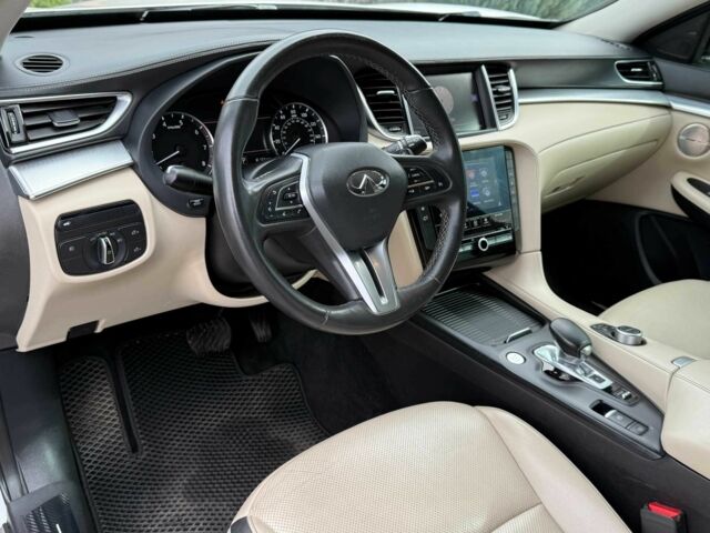 Белый Инфинити QX50, объемом двигателя 2 л и пробегом 77 тыс. км за 19500 $, фото 12 на Automoto.ua