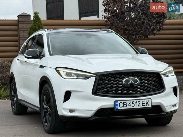Белый Инфинити QX50, объемом двигателя 2 л и пробегом 77 тыс. км за 19498 $, фото 15 на Automoto.ua