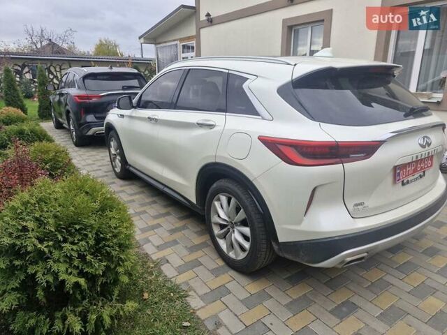 Белый Инфинити QX50, объемом двигателя 2 л и пробегом 95 тыс. км за 19800 $, фото 7 на Automoto.ua