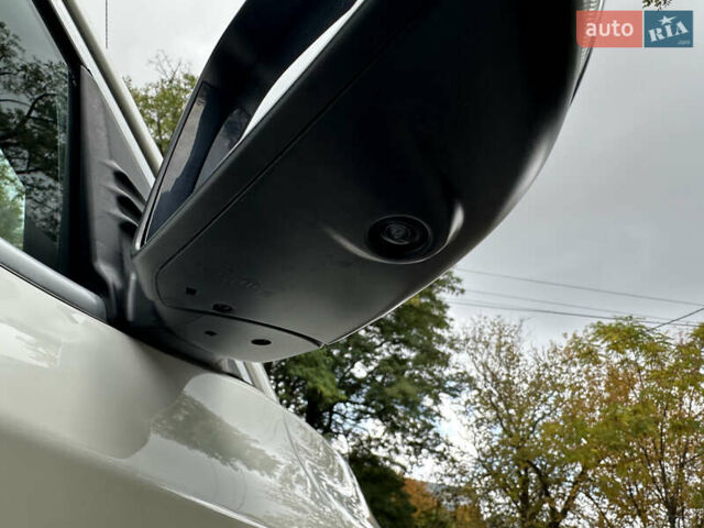 Белый Инфинити QX50, объемом двигателя 2 л и пробегом 46 тыс. км за 22500 $, фото 18 на Automoto.ua